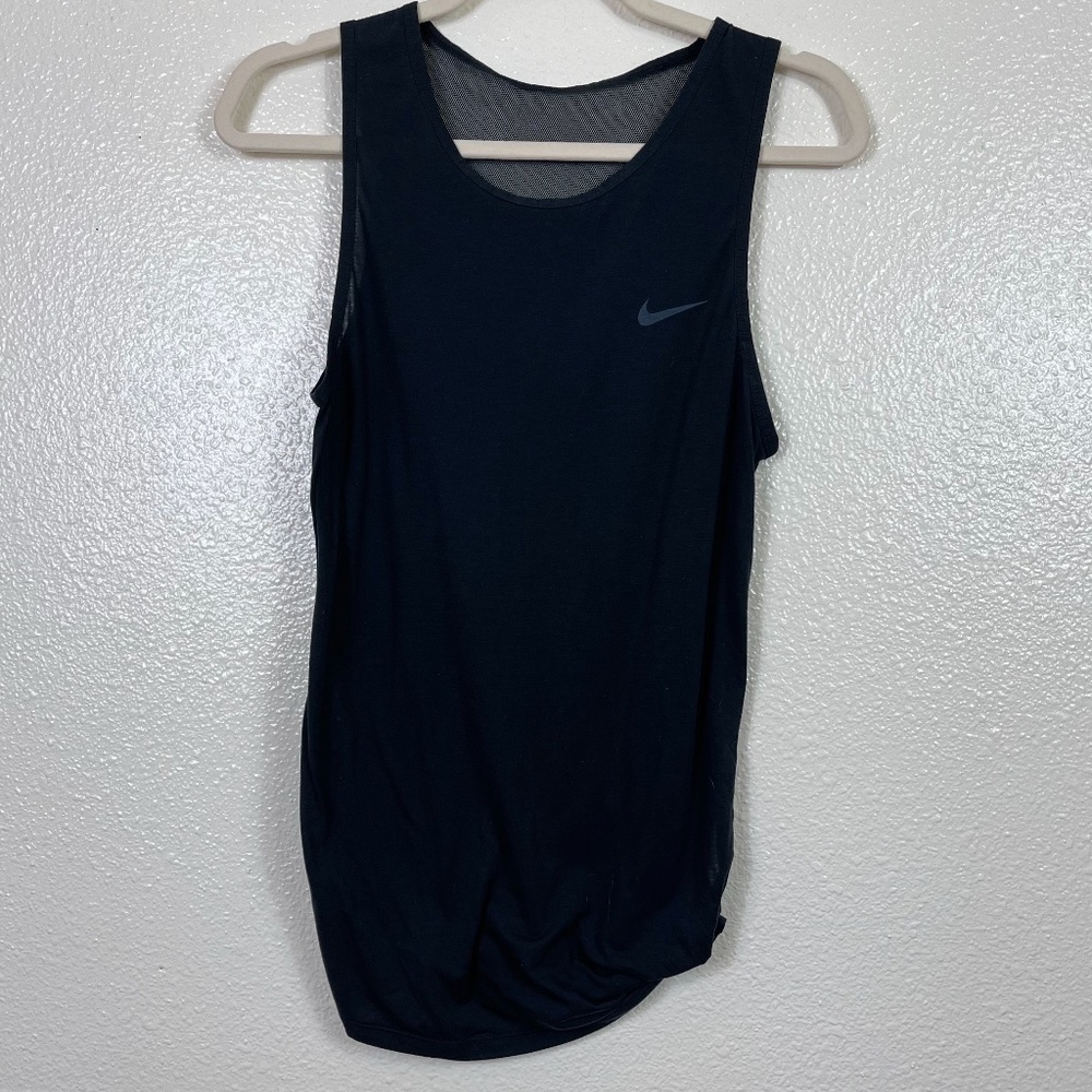 NIKE Dri-Fit Activewear Tank Top Women's size XS Black Mesh Lightweight